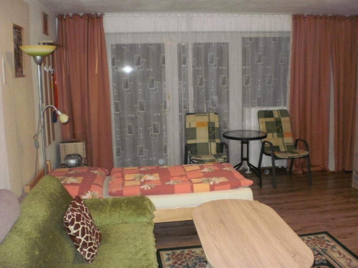 Ferienwohnung Privat Buk 100 Jindřichův Hradec Exterior foto